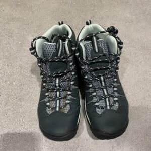 Womens Keen Hiking Boots Size 8.5